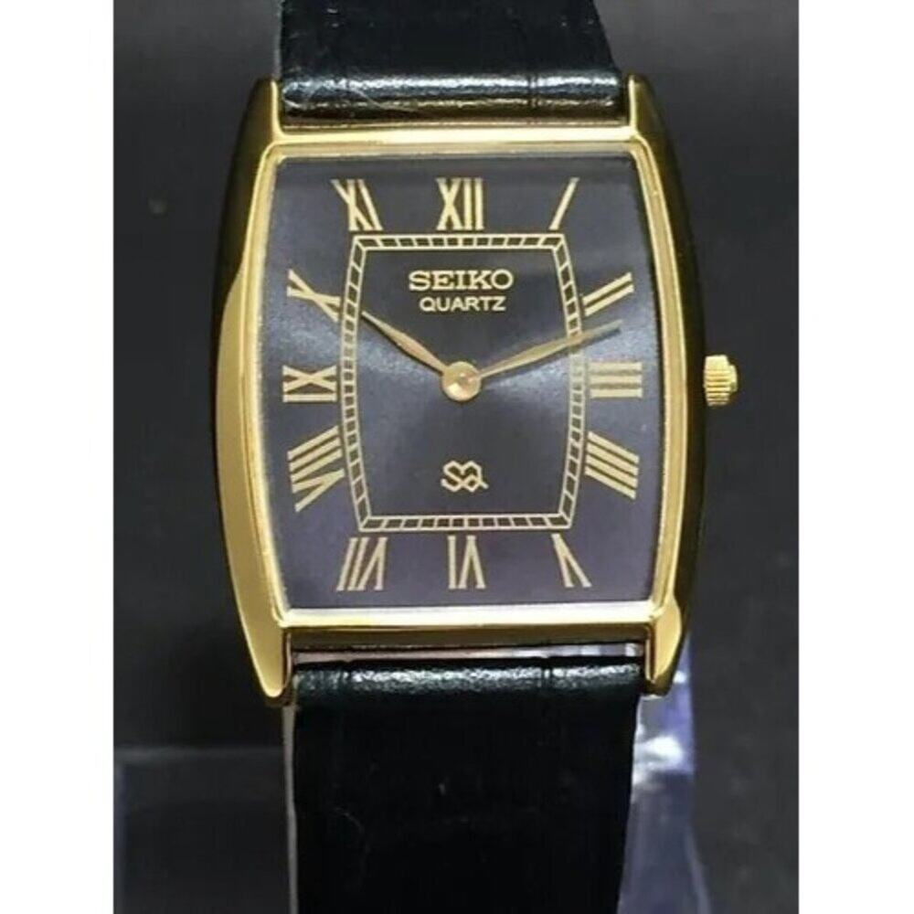 Vintage Style Seiko Quartz Mens Gold Watch & Black accents W/ Leather Strap - Picture 2 of 5